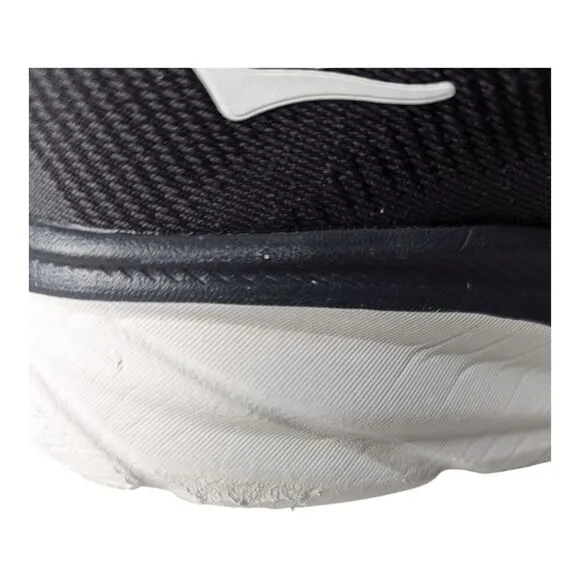 HOKA ONE ONE Clifton 9 Running Shoes Size 10D