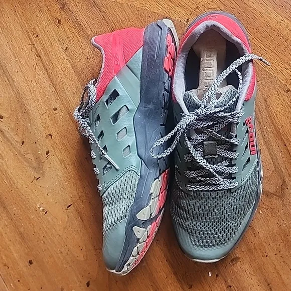 Inov 8 All Train 215 Men’s size 8.5