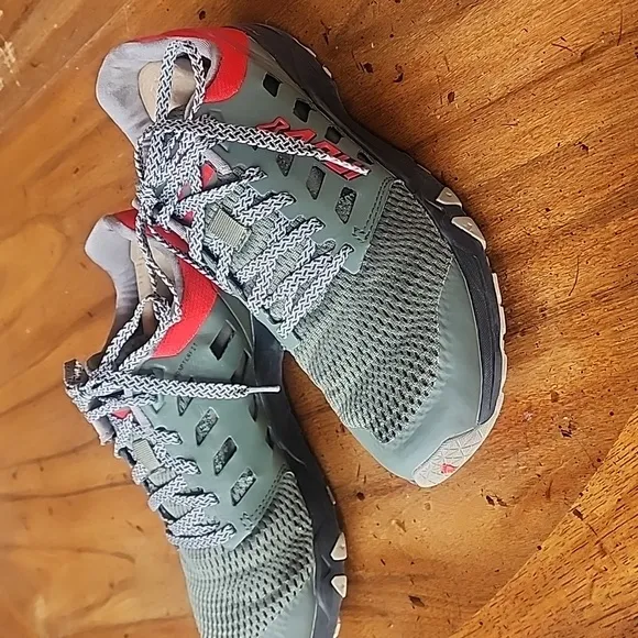 Inov 8 All Train 215 Men’s size 8.5