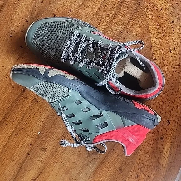 Inov 8 All Train 215 Men’s size 8.5