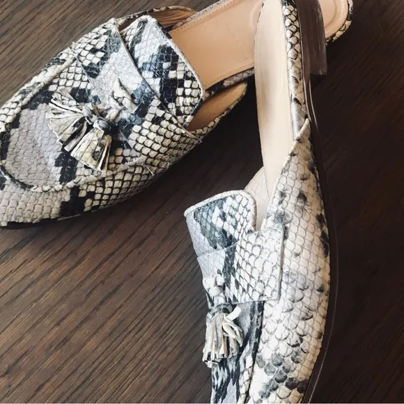 J. Crew Snakeskin Loafer Mules with tassel leather size 7.5 pre-owned