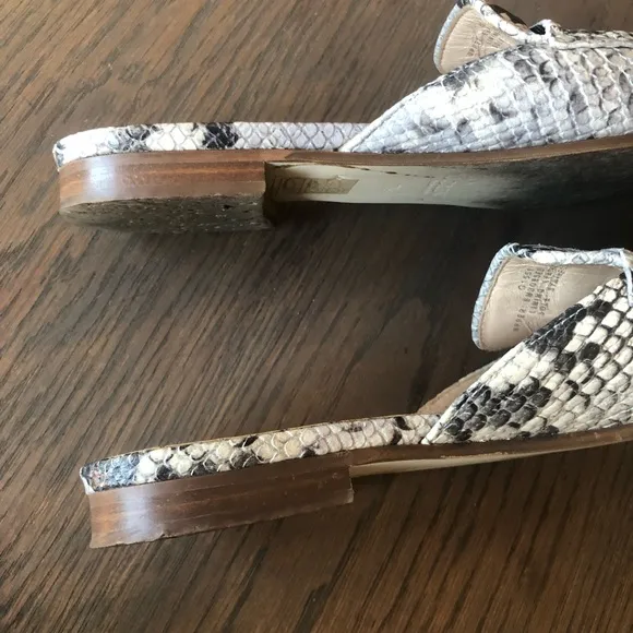 J. Crew Snakeskin Loafer Mules with tassel leather size 7.5 pre-owned