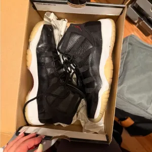Jordan 11 with OG box