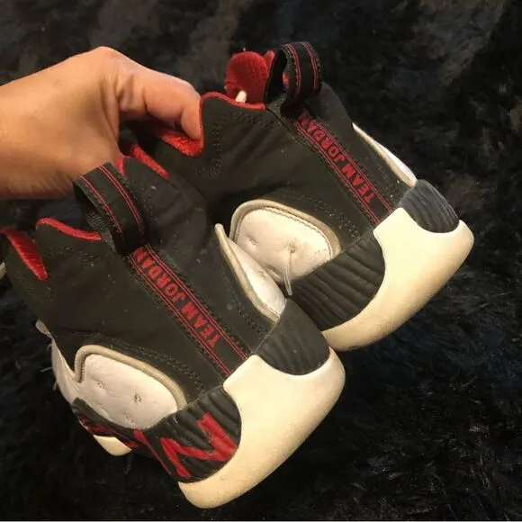 JORDAN jumpman team 2 Chicago home mid top shoes sneakers men’s 12