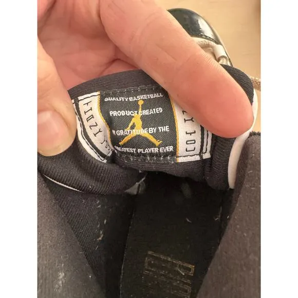 Jordan KidsAir Jordan 11 &quot;Gratitude&quot; sneakers US size for Y2 retired