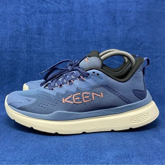 Keen WK450 women’s walking athletic sneakers size 8 US
