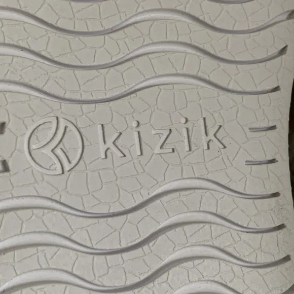 Kizik Vegas Walking Shoes Sneaker W 12.5 M 11 White Leather Lace Up Hands Free