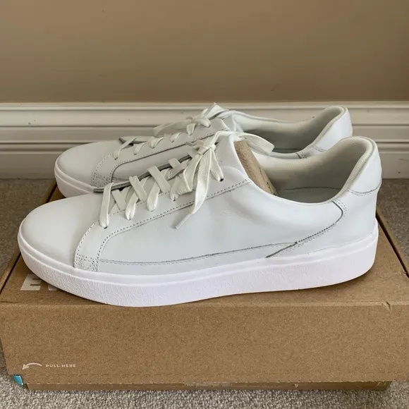 Kizik Vegas Walking Shoes Sneaker W 12.5 M 11 White Leather Lace Up Hands Free