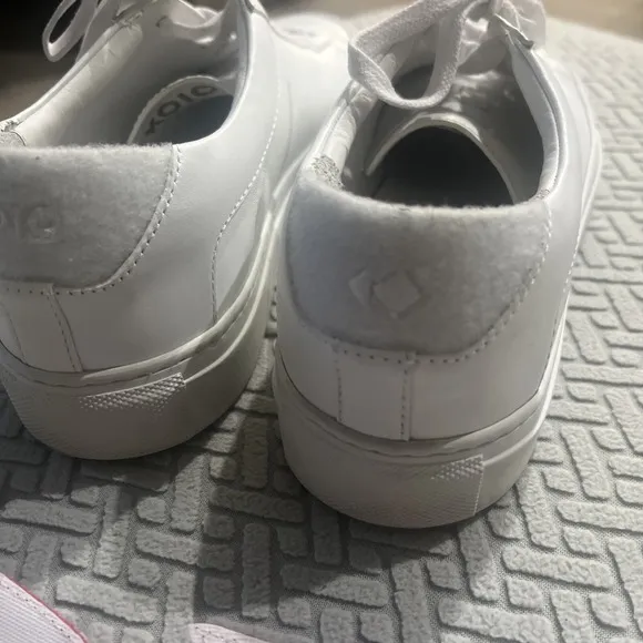 Kolo Capri TRIPLE WHITE Leather Sneakers SIZE 8 Men *41* 10.5 FAM ILY