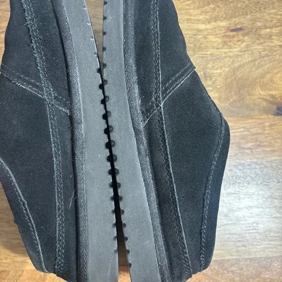 Koolaburra by UGG Suede Clogs Mules Slip On Shoes Comfort Black Mens 7