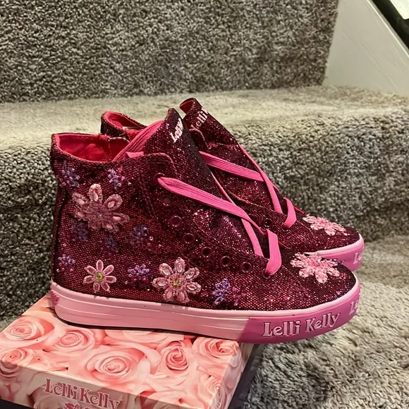 Lelli Kelly Jasmine Shoes Sneakers Sequins purple Youth Girls Size 4.5