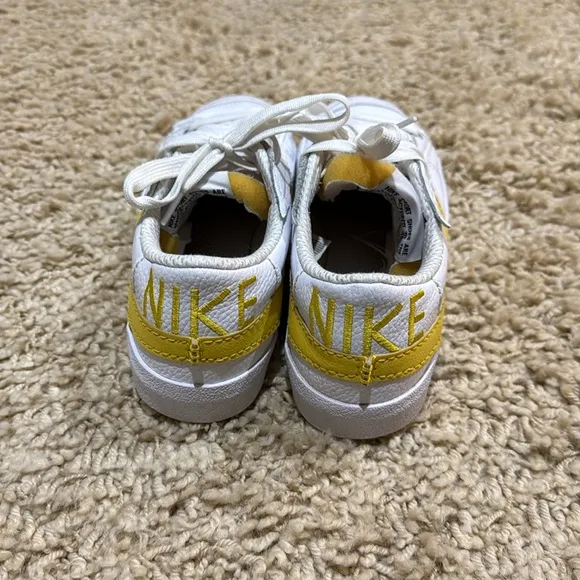 Like New Nike Blazer Low Jumbo Sneakers Tennis Shoes White Vivid Sulfur 9.5