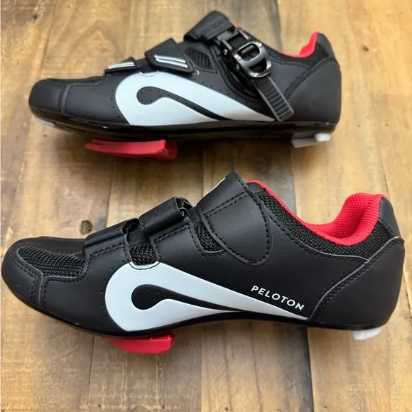 LIKE NEW Peloton Cycling Shoes