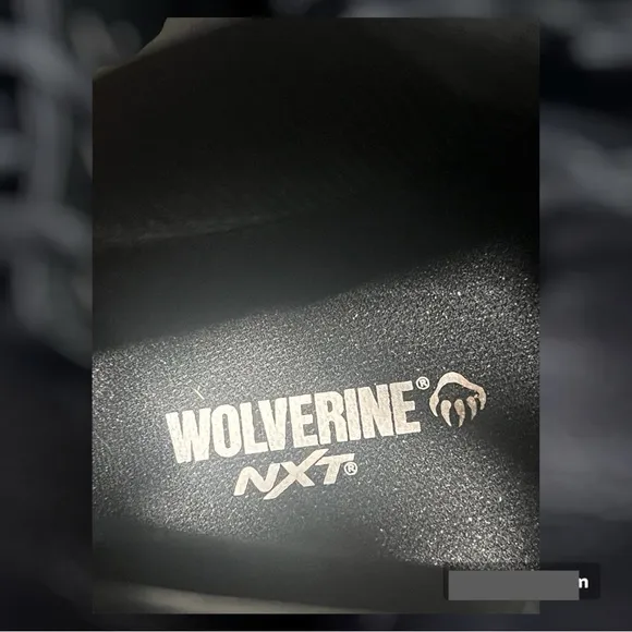 Like new WOLVERINE MEN'S BOOTS!