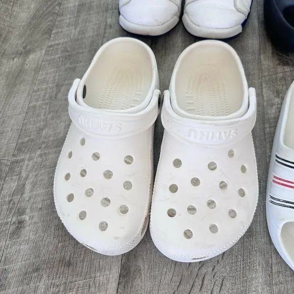 Lot of Crocs Sandals Sneakers Slides Summer Shoes bundle size 5Y- 6Y