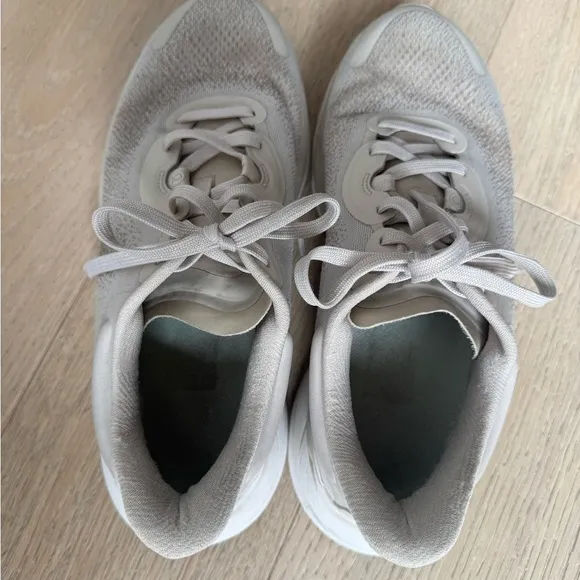 Lululemon Women's Chargefeel 2 Low Workout Shoe Grey Size 8 $138