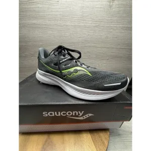Man's Sneakers &amp; Athletic Shoes Saucony Guide 16. Black With Green Accents
