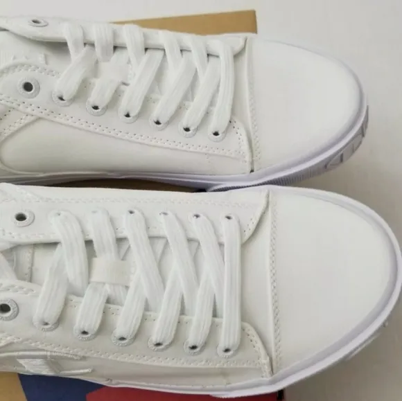 Men Champion Shoes white size 12 NIB final price