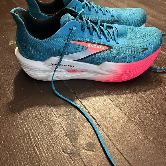 Men’s Brooks Hyperion Max Running Shoes
