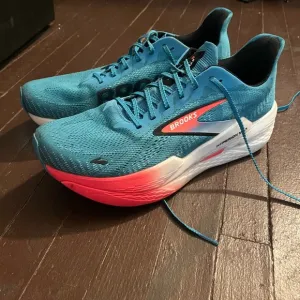 Men’s Brooks Hyperion Max Running Shoes