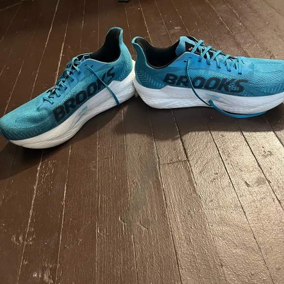 Men’s Brooks Hyperion Max Running Shoes