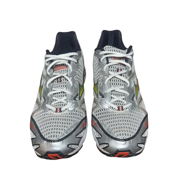 Men’s Mizuno wave rider 12 athletic running shoes size 14