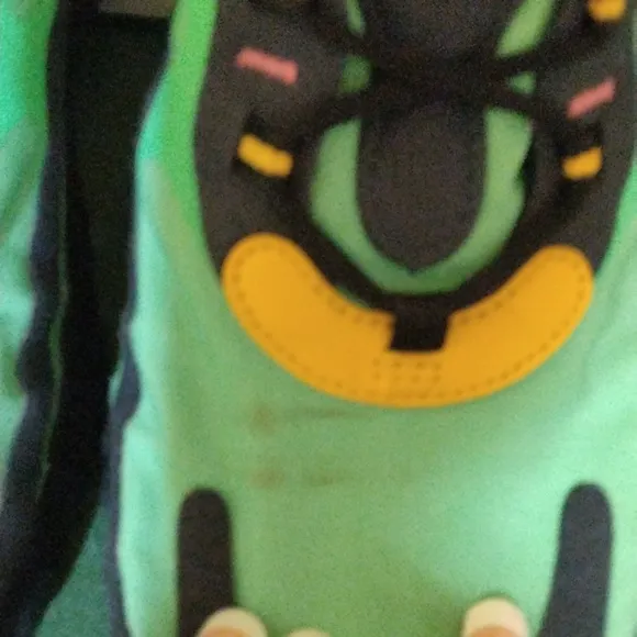 Men's Neon Air 70 react tennis shoes sz 9.5