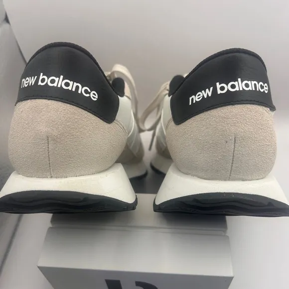 Men's New Balance Sneakers White Grey Size 9