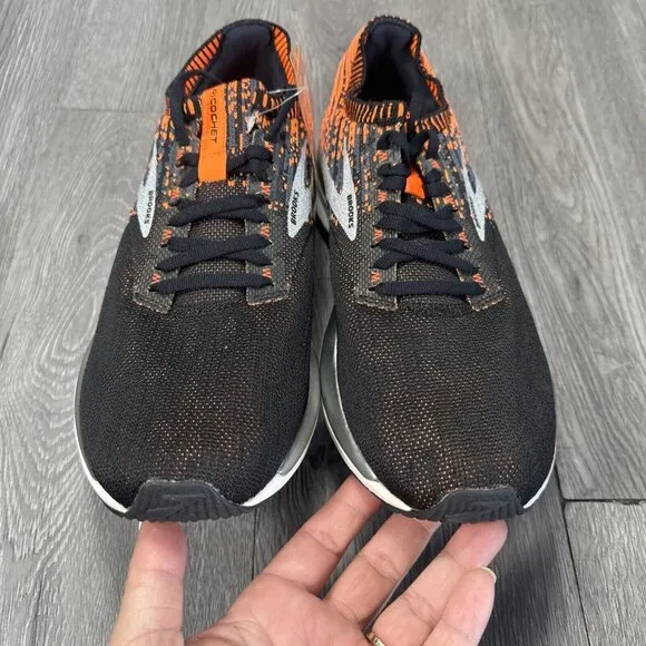 Men’s SAMPLE Brooks Ricochet DNA Knit Black Orange Running Shoes Size 9 NEW