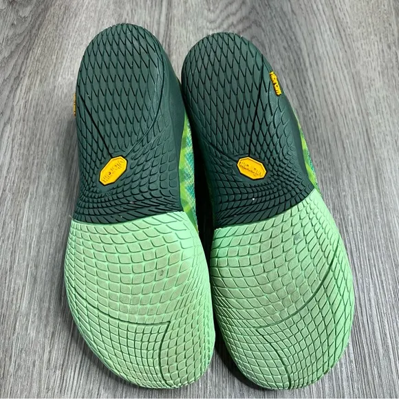 Merrell Vapor Glove 3 Barefoot Shoes Womens 6.5 Green Running Sneakers J12678