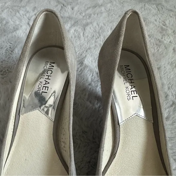 Michael Kors Suede Gray Kitten Heels Work Business Shoes Dress Size 7.5