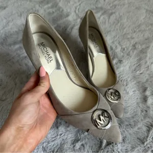 Michael Kors Suede Gray Kitten Heels Work Business Shoes Dress Size 7.5