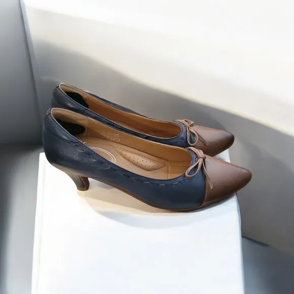 Mona Flying Two-Tone Leather Heels Size 6.7