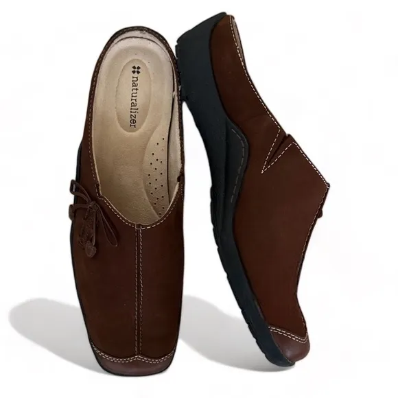 Naturalizer “Detail” Comfort Mules Suede Leather Slip On Mules 8.5 Wide Women’s