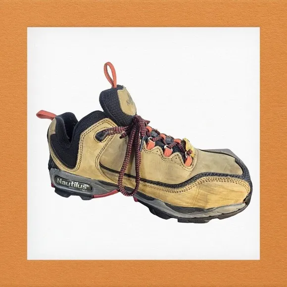 Nautilus Mens Steel Toe Athletic Size 8M Nubuck‎ Leather Shoes N1392M