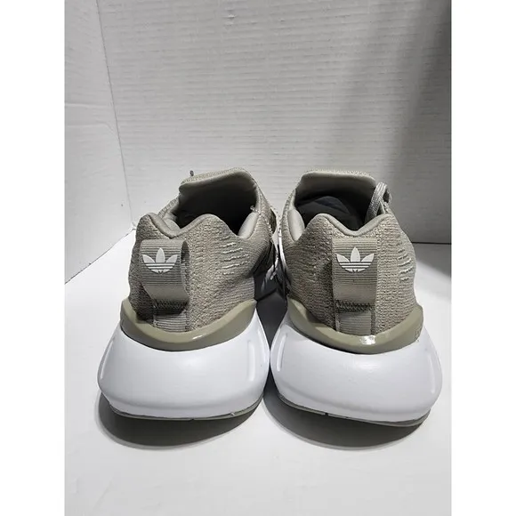 New Adidas Original SWIFT RUN 22 J Running Shoes AUTHENTIC US Size 6Y [GZ0797]