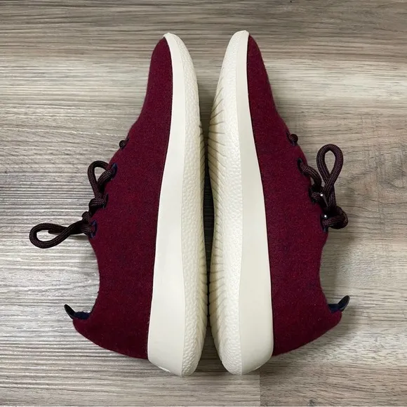 NEW Allbirds Wool Runners Shoes Sneakers Size 8 Olympus Red
