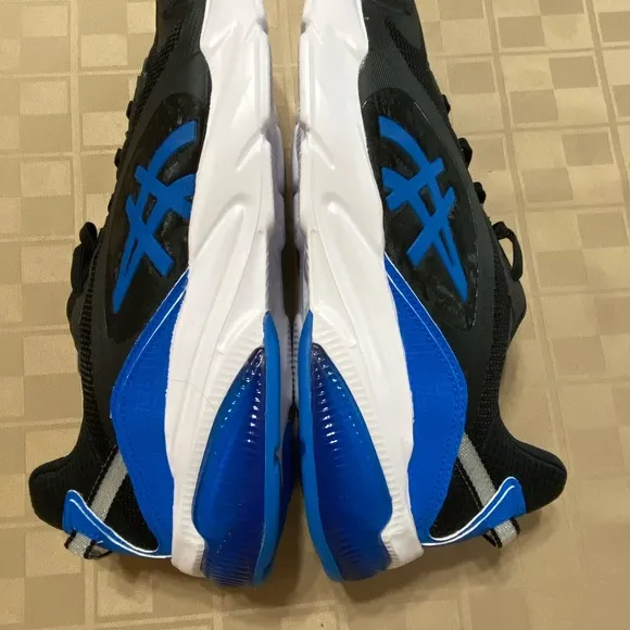 New Asics Mens Gel-Miqrum Running Shoes Black White 1021A339 Low Top Sz 9 SAMPLE