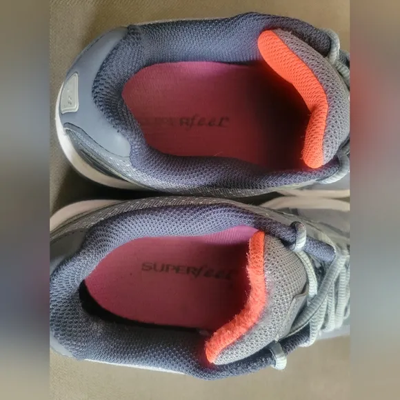New Balance 1540 v3 Women’s Sneakers Size 8 Grey Work Comfort Casual Shoes