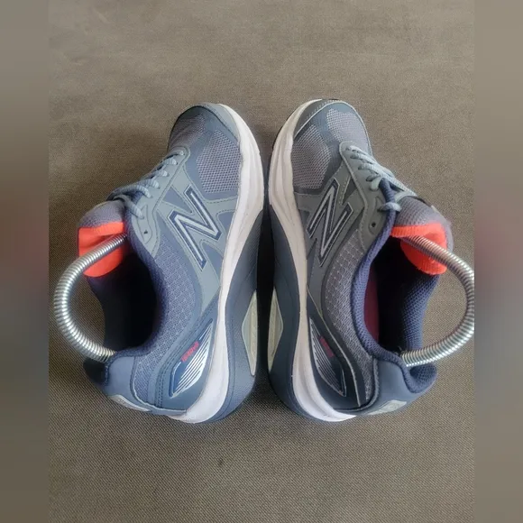 New Balance 1540 v3 Women’s Sneakers Size 8 Grey Work Comfort Casual Shoes