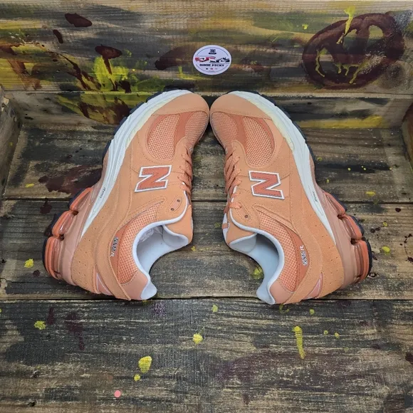 NEW BALANCE 2002R MEN'S SNEAKERS SHOES M2002RFJ 225 Copper Clay‎ Size 11