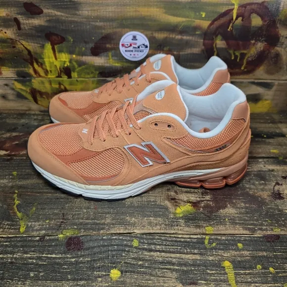 NEW BALANCE 2002R MEN'S SNEAKERS SHOES M2002RFJ 225 Copper Clay‎ Size 11
