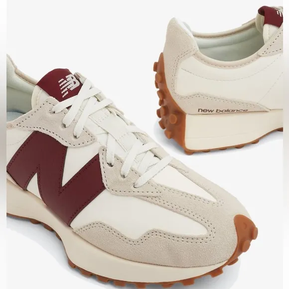 NEW BALANCE 327 Womens Shoes Beige Red Size W9 M7.5 New in Box