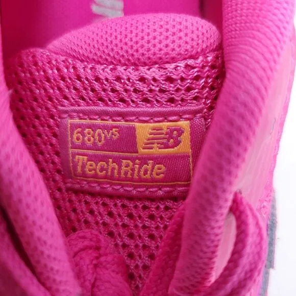 New Balance 680 v5‎ Tech Ride Youth Athletic Barbie Pink Size 6 US Sneaker Girls