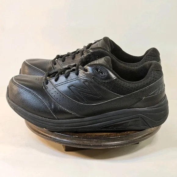 New Balance 928V3 Mens Size 8 Walking Shoes Leather Dad Sneakers Black MW928BK3