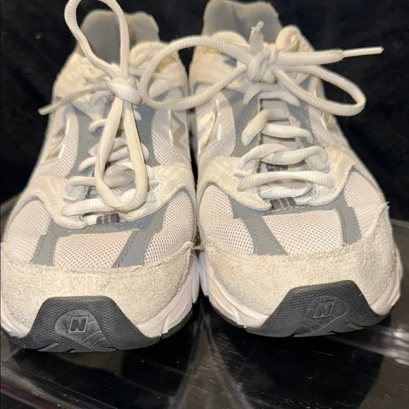 New Balance Athletic Shoes in White and Gray