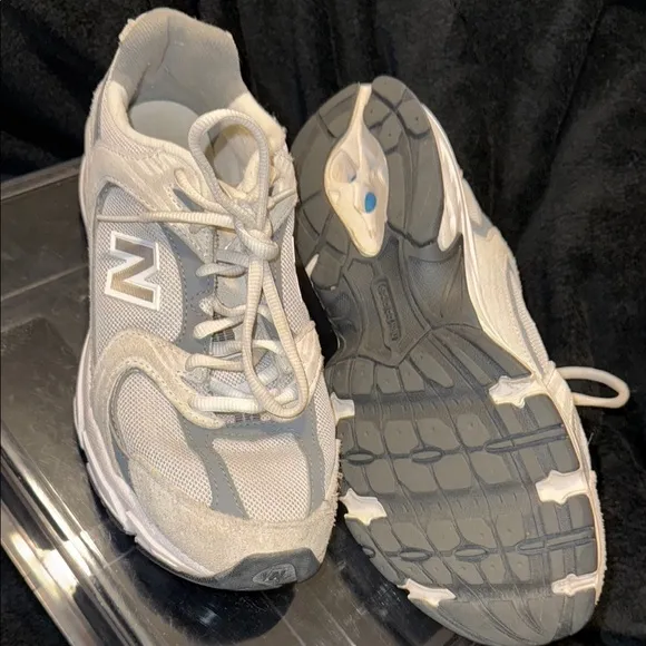 New Balance Athletic Shoes in White and Gray