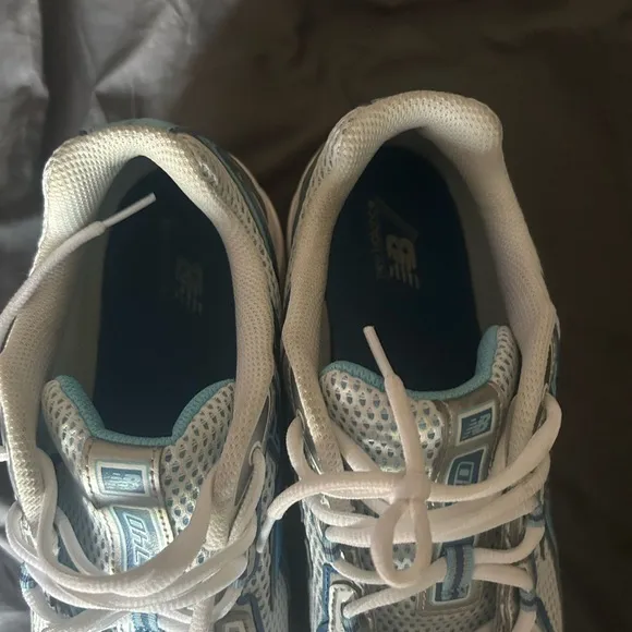 New Balance Blue and White Sneakers with Comfort Cushioning