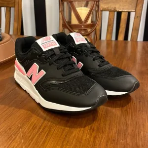 New Balance CW997HCY shoes sneakers new 997 black pink Womens Size 10