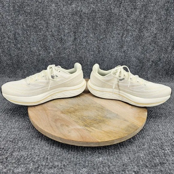 New Balance FF X Vongo V6 Womens Size 9.5 Ivory White Running Shoes WVNGOCJ6